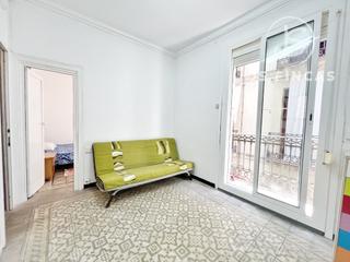 Location Appartement à Calle escudellers 34. Piso 3 habitaciones alquiler barcelona