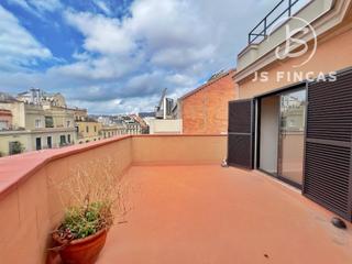 Attique à Calle provença 203. Ático 2 habitaciones venta barcelona