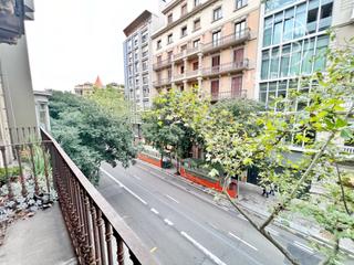 Pis  Calle mallorca 236. Piso 3 habitaciones venta barcelona