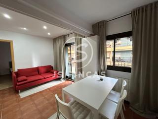 Rent Flat in Calle travau 65. Piso 2 habitaciones alquiler barcelona