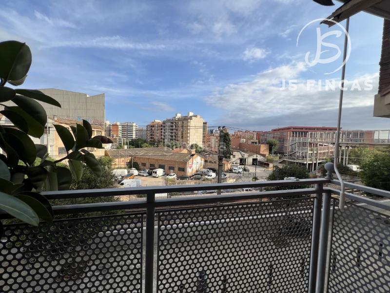 Foto 19bdb227-ae90-4728-9263-c4a5187eb54d. Duplex dans calle ca n'alòs dans Sant Josep Hospitalet de Llobregat (L´)