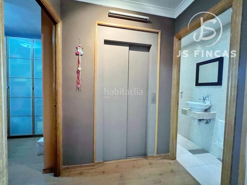 Foto 2d1911d5-f87b-4199-96b8-99c54177940d. Duplex dans calle ca n'alòs dans Sant Josep Hospitalet de Llobregat (L´)