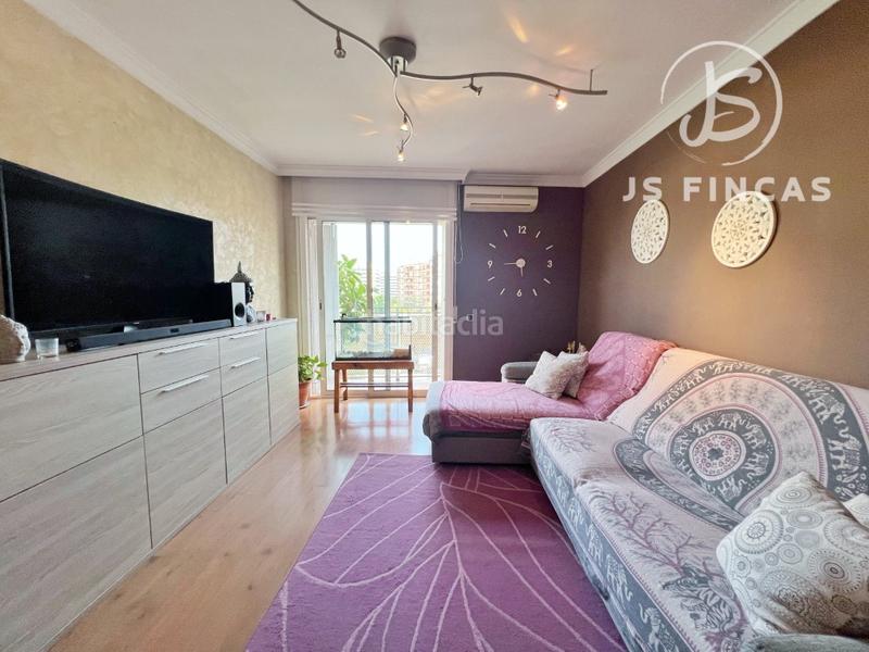 Foto 3c6f54f7-3ac2-43c7-8abf-7a201ef0f799. Duplex dans calle ca n'alòs dans Sant Josep Hospitalet de Llobregat (L´)