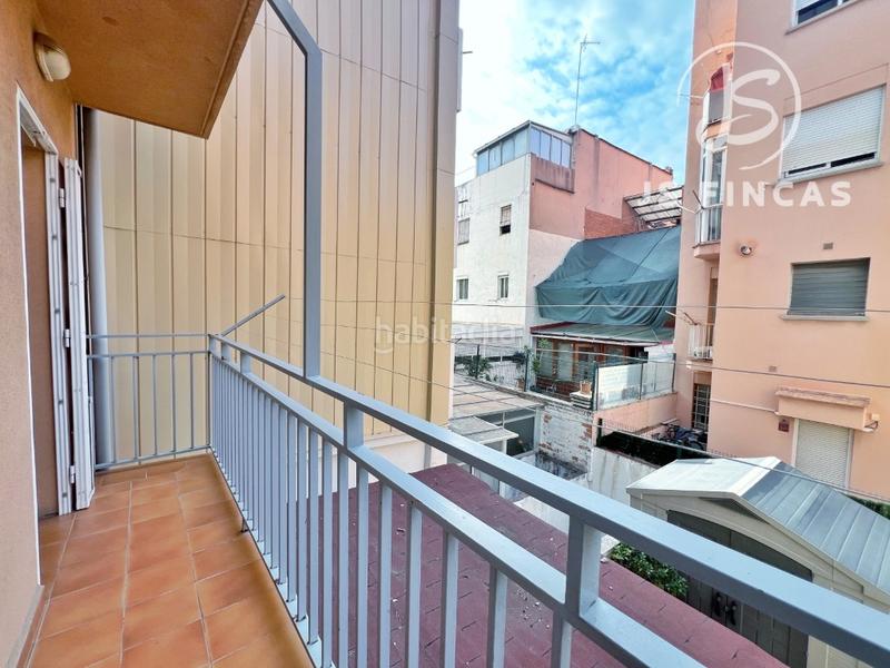 Foto 60a51c37-5ec9-46df-aa07-96a5372a6d4f. Duplex dans calle ca n'alòs dans Sant Josep Hospitalet de Llobregat (L´)