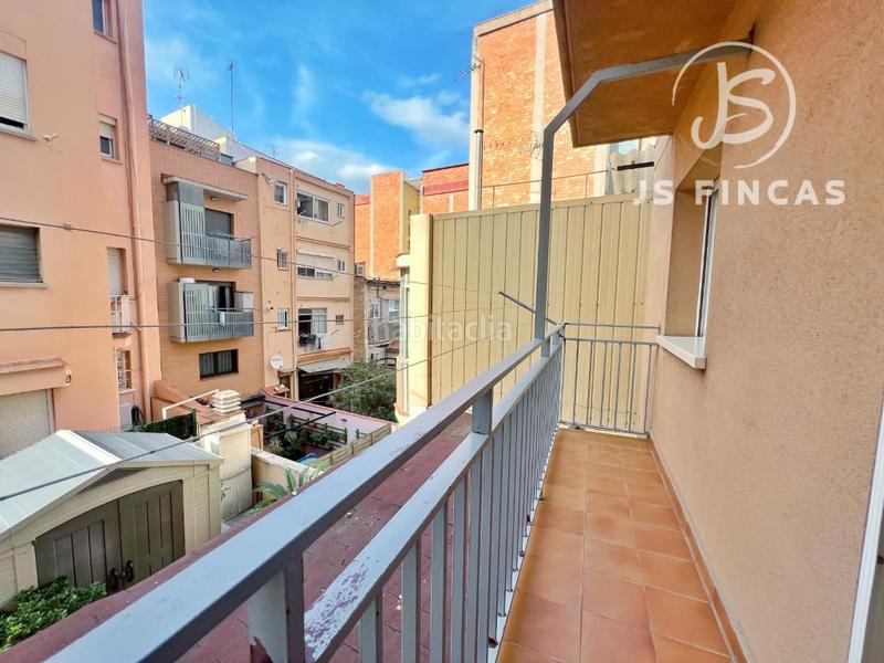 Foto 985139a1-38ee-4ecf-ad81-3059c4ab2124. Duplex dans calle ca n'alòs dans Sant Josep Hospitalet de Llobregat (L´)