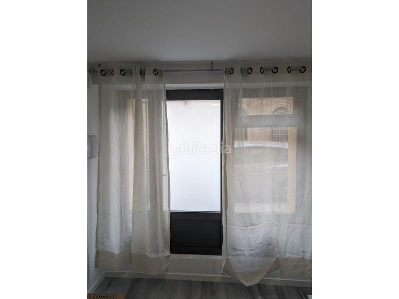 Foto e2b2f442-2a68-47cd-852c-bc8d9b58c38e. Affitto appartamento in calle prat d'en roquer 35 in Barcelona