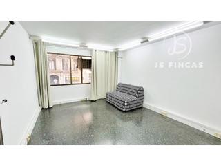 Loft en Calle comte borrell 182. Oportunidad única! local con potencial para vivienda en excelent
