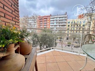 Pis a Avenida diagonal 349. Piso 2 habitaciones venta barcelona