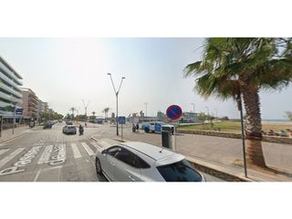 Local Comercial a Calle Roine 2