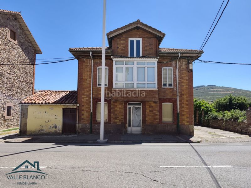 Foto 73e9262d-63d3-42a2-943f-1a852ef47c6a. Casa a Campoo de Enmedio