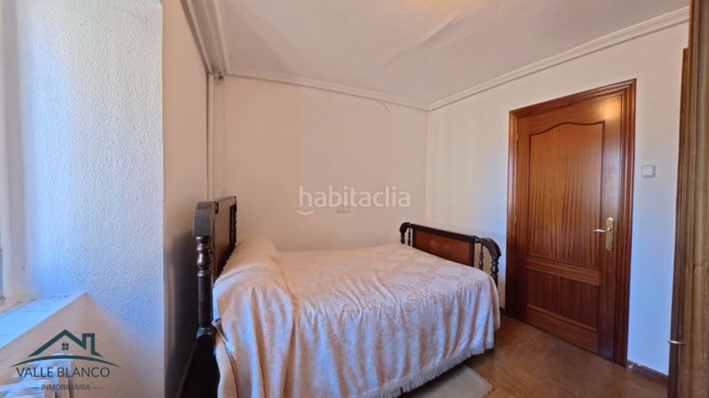 Foto 9ff93c75-c15a-4312-855e-bf579206d4e0. Casa a Campoo de Enmedio