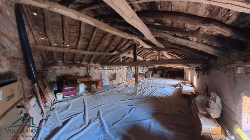 Foto a08a2dfe-3805-4d62-a3d6-3f3407b02aba. Casa a Aguilar de Campoo