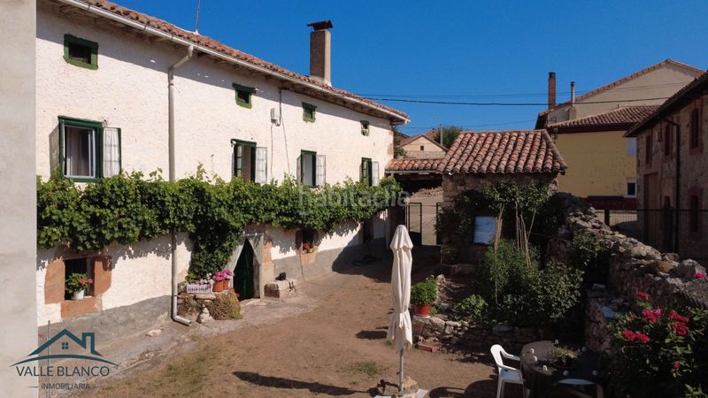 Foto bb95159a-34b5-4643-abd0-13e680a93ab5. Casa a Aguilar de Campoo