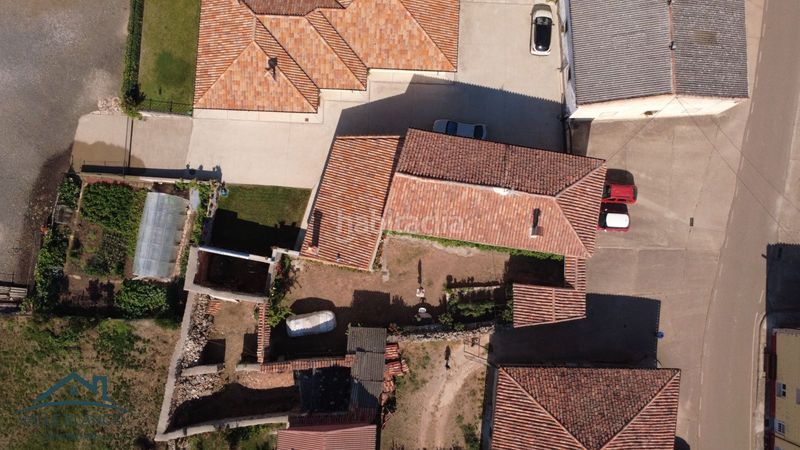 Foto d9fe16d8-5b2f-490a-82da-8b9764bfa3f3. Casa a Aguilar de Campoo