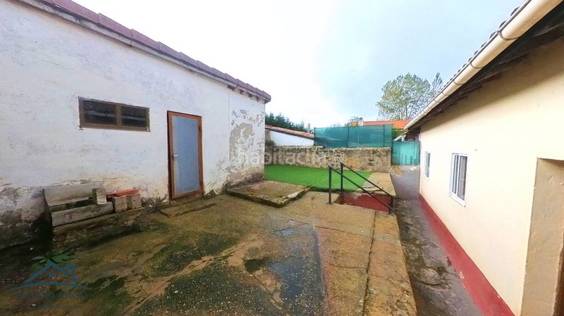 Foto 438f26cb-b68b-4c15-a6ea-ec1da6040a0e. House in Arija