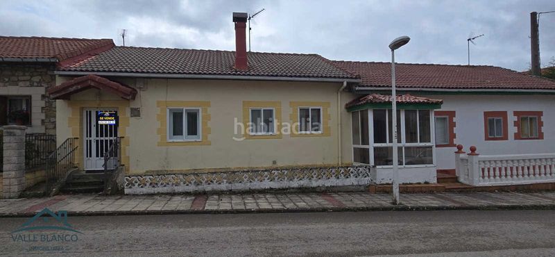 Foto a6a3ef25-9bd9-43cb-8662-8287f9a30b40. House in Arija
