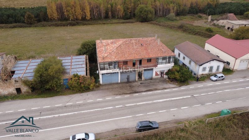 Foto b4f86e04-3eda-4f0f-a31b-8b39fdb84dcd. Casa a Valle de Valdebezana