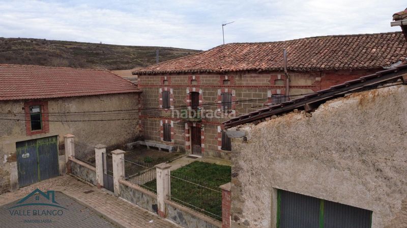 Foto 940d6bf0-9231-4e45-a821-a9b39f7f3b57. Casa a Valle de Valdelucio