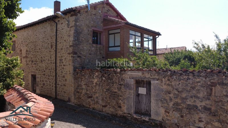 Foto 2744dc53-377c-41a1-a87b-887cfa24553d. Casa a Aguilar de Campoo