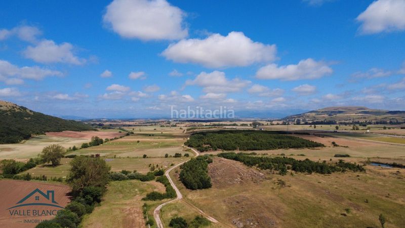 Foto dd94c4bb-1a56-40b2-be20-ef5963dc91e7. Casa a Aguilar de Campoo