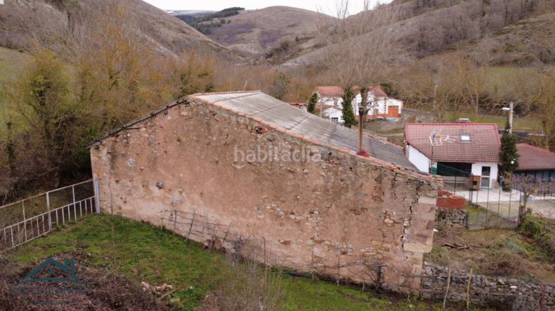Foto b5c9549d-6fa5-469c-b1b2-cb7f909a92a0. Casa a Hermandad de Campoo de Suso