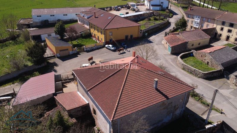 Foto 5f739158-0946-4b2a-962f-b7d34a582211. Casa a Campoo de Enmedio