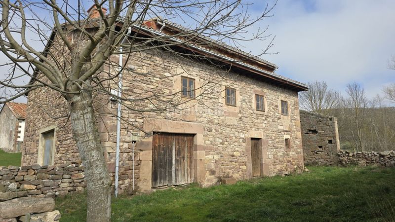 Foto 61fc8180-6fda-4506-8065-8fa05a1658bc. Casa a Hermandad de Campoo de Suso