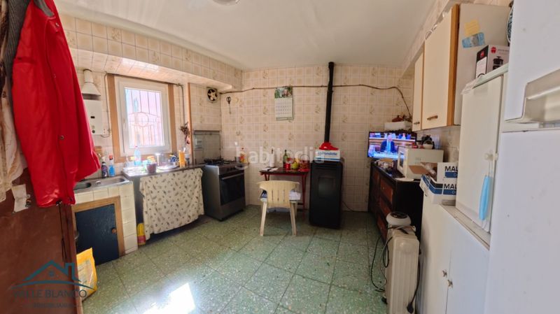 Foto d48e81b7-3608-4581-8bba-cf403b68aaa2. Casa en Corvera de Toranzo