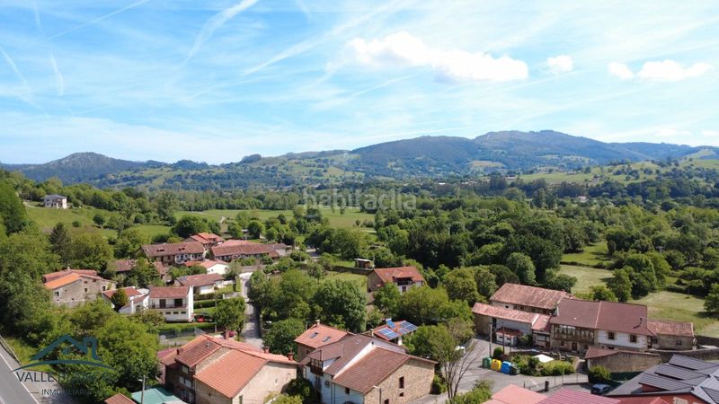 Foto eee6fa8c-2d5c-40e2-aa5c-339d174b722a. Casa en Corvera de Toranzo