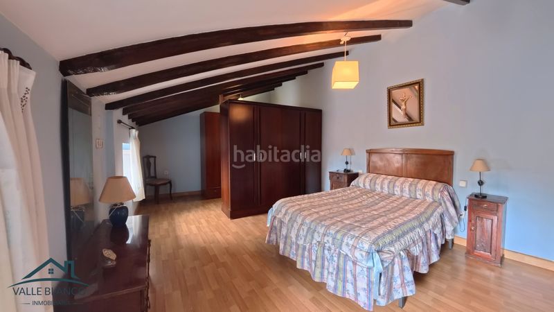 Foto a4ee9005-d304-40b0-b30e-a90d159147ff. Casa a Valdeolea