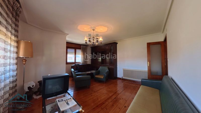 Foto 0b559483-176c-4471-b677-5afd3a9c506d. Pis a Campoo de Enmedio