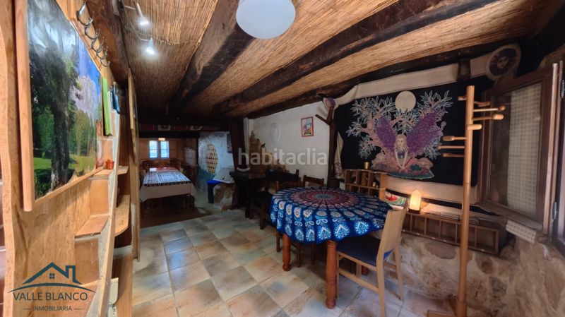 Foto 96c6420d-d92d-4364-ae69-bd6344ded6c9. Casa a Valle de Valdebezana