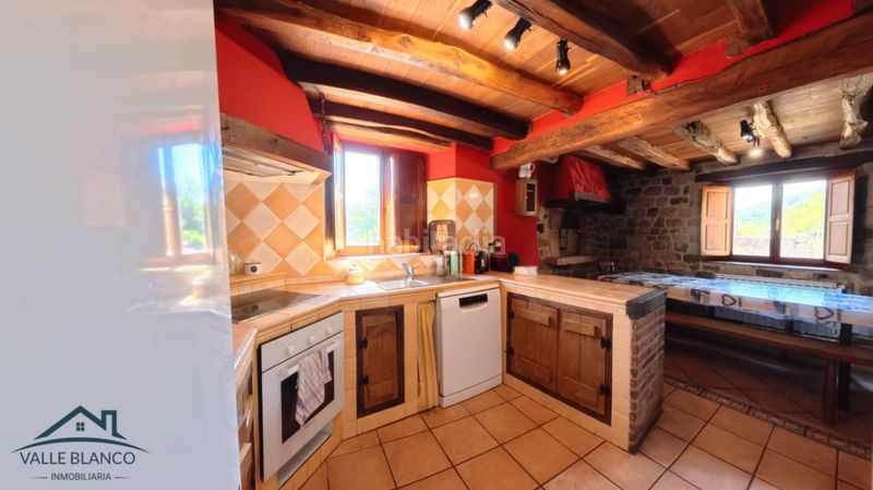 Foto b1d7a694-14cc-4f20-9598-6bd899c7a476. Casa a Brañosera