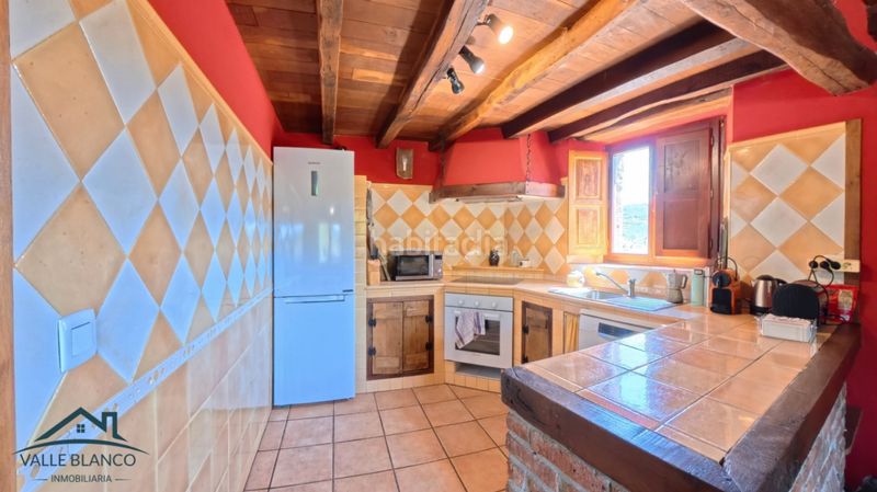 Foto d878e3ea-14b3-447e-a509-6683ea2943e5. Casa a Brañosera