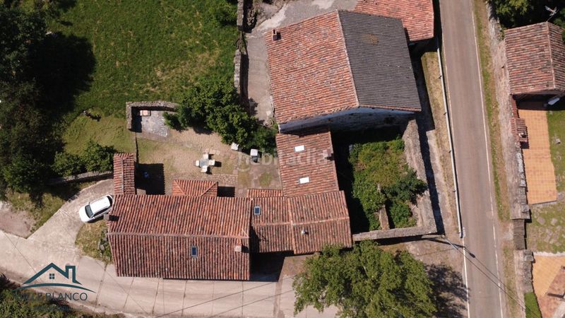 Foto d95cb10a-e8ce-4eb8-adbb-7bcdd1b80385. Casa a Brañosera