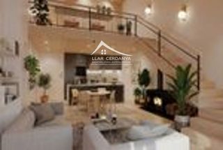 Dúplex  Plaça del arbre 1. Duplex espectacular, 3 o 4 hab i 3 banys. terraassa amb vistes a
