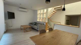 Lloguer Casa aparellada  Carrer de pío baroja. Dúplex en perfecto estado en zona céntrica de palma