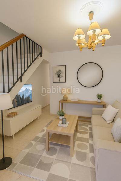 Foto 58206e39-6a95-497e-ac23-987944629f5c. Reihenhaus in Almayate Bajo