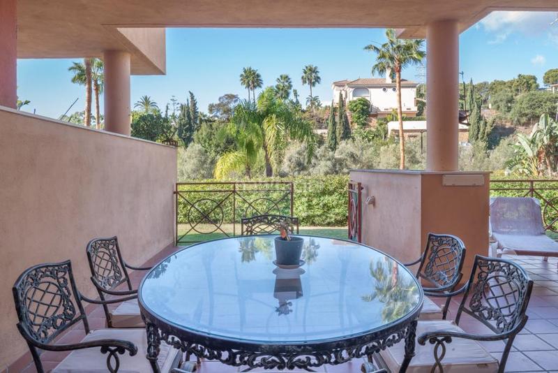 Foto 22b9d680-2780-4f75-b3aa-83ef2a91faa8. Location rez-de-chaussée dans urbanización la reserva 4 dans Marbella