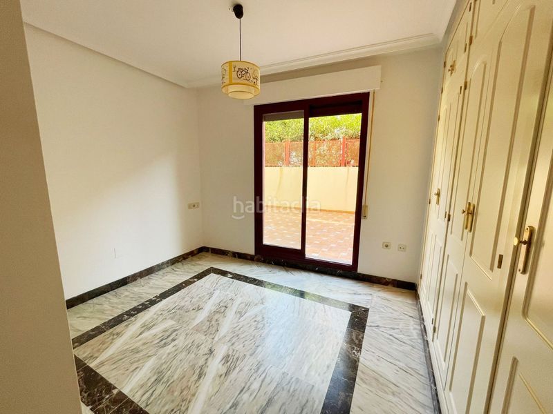 Foto e4ed4b48-b505-416c-bdb4-78769ac11d2b. Planta baixa amb aparcament piscina a Solymar Benalmádena