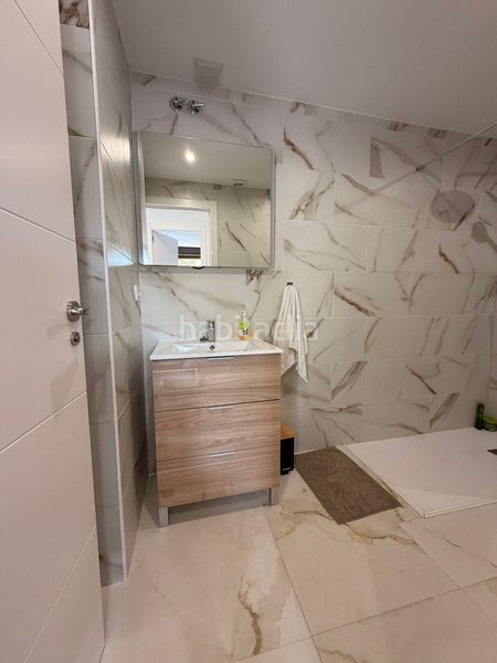 Foto 9d686c59-0b15-44a7-b17f-7ac42cfc7125. Apartament amb aparcament a Montemar Torremolinos