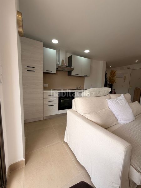 Foto b0ed3c27-5f52-4a02-878f-91d4fdfc7f54. Apartament amb aparcament a Montemar Torremolinos