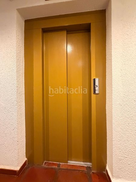 Foto bb7b26da-f7f3-4bbf-94b6-769dfaf392d8. Apartament amb aparcament a Montemar Torremolinos