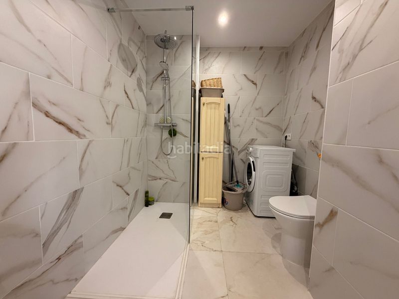 Foto eed1b9eb-d524-4cf5-93fb-19f83ec77770. Apartament amb aparcament a Montemar Torremolinos