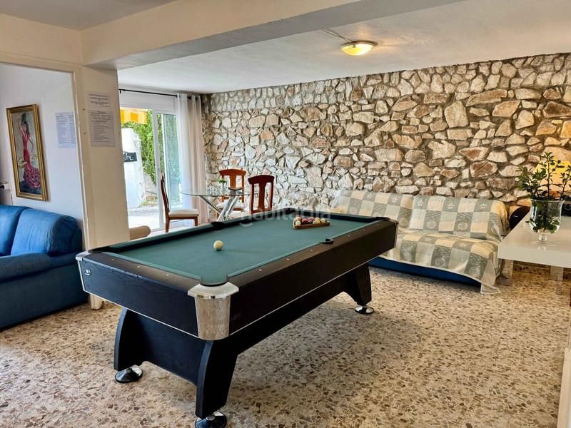 Foto 4bd80dd8-96a7-4fdc-8e73-f9947a991d03. Xalet amb xemeneia aparcament piscina a Mijas pueblo Mijas