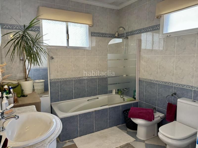 Foto 551d43ca-a93d-45cf-b61e-6e747d66fbd6. Xalet amb xemeneia aparcament piscina a Mijas pueblo Mijas