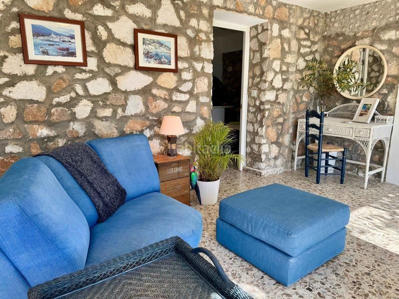 Foto 61d48ff4-1a4b-482a-8199-611ebd7f1f99. Xalet amb xemeneia aparcament piscina a Mijas pueblo Mijas