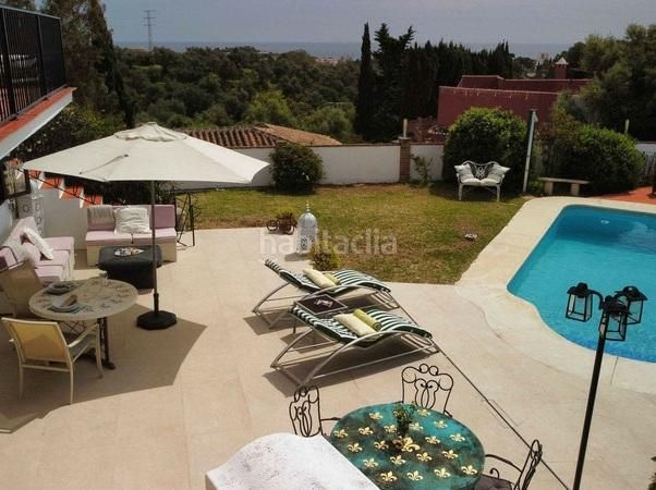 Foto ba3edc79-2d5b-4bce-b3ca-5a768666b659. Xalet amb xemeneia aparcament piscina a Mijas pueblo Mijas