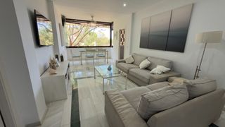 Flat  Calle oceano. Exclusiva en marbella: lujo y mar a 200m de la playa en calle oc