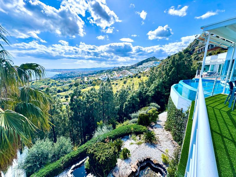 Foto 3f4f819d-5e45-4828-988d-e0ab45fe17cd. Chalet con riscaldamento parcheggio piscina in Los Nadales - Tio Charles Benalmádena